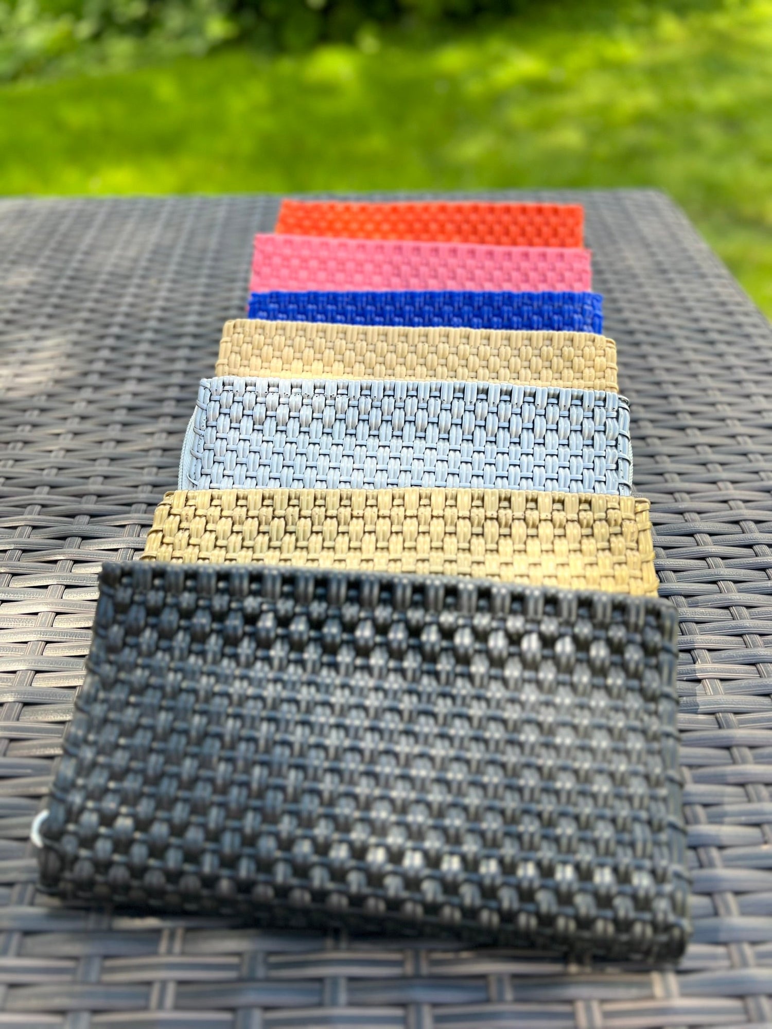 WALLETS / WRISLETS